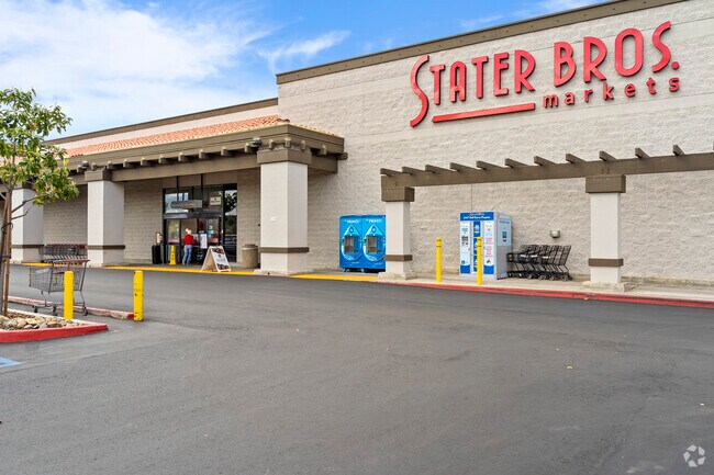 Experience quality and value at Stater Bros in Sun City.