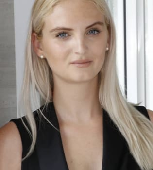 Agent Photo