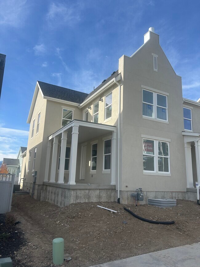 11394 S Watercourse Rd, South Jordan, UT 84009