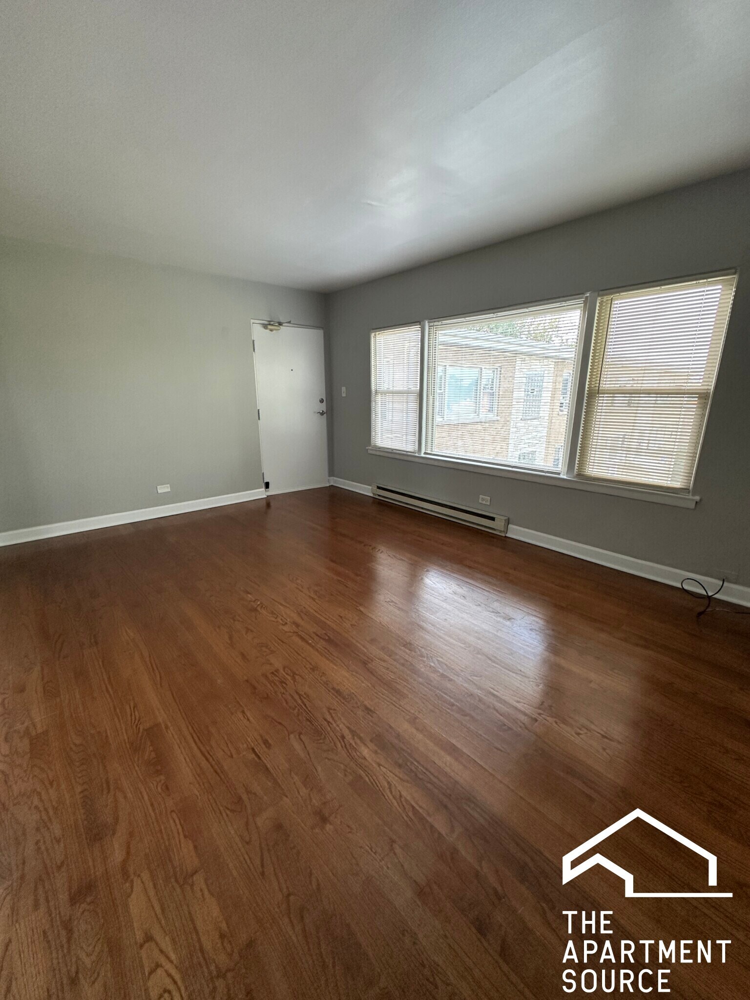 7632 N Milwaukee Ave unit 3A, Niles, IL 60714 - photo 1