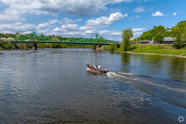 Boater enjoying the sun on the Delaware River along Easton.