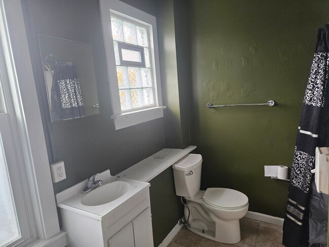 1119 Albers St SW, Wyoming, MI 49509 - photo 4