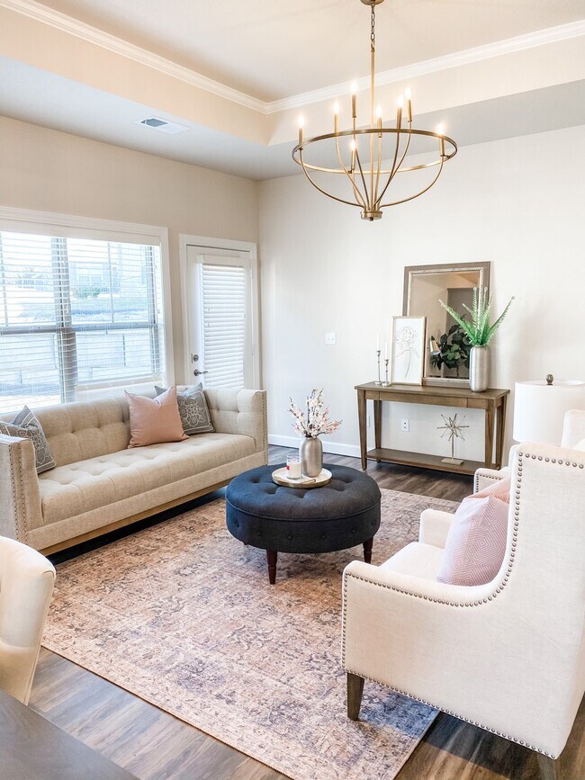 8031 W 143rd Terrace, Overland Park, KS 66223