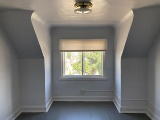 12087 Saint Aubin St Unit Flat B, Hamtramck, MI 48212