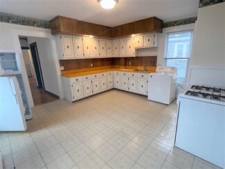 543 Broadway Unit 543, Somerville, MA 02145