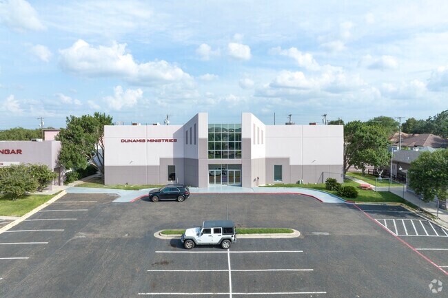 Power Christian Academy hosts grades 6th to 12th grade in the Laredo, Tx area.
