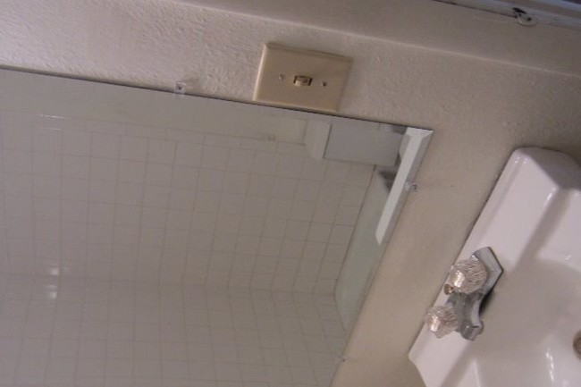 Bath sink
