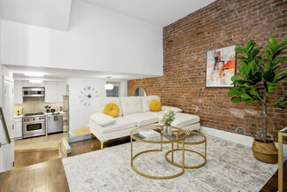 125 E 83rd St Unit ID1224970P, New York, NY 10028