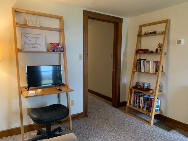 505 S Rogers St unit 2, Bloomington, IN 47403 - photo 6