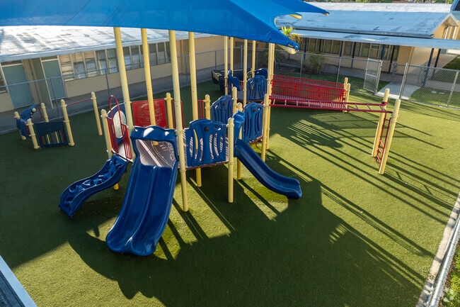 The Tropical Elementary School playground.