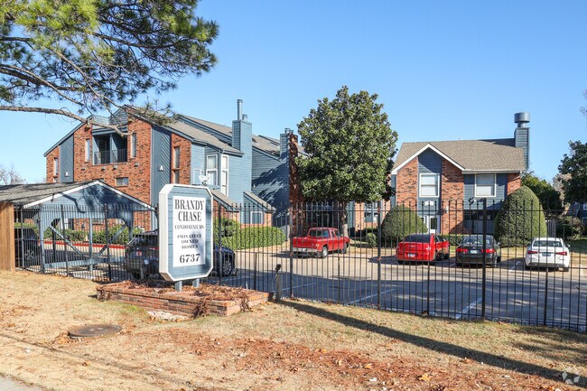 Condos and apartments provide a variety of housing options in South Peoria.