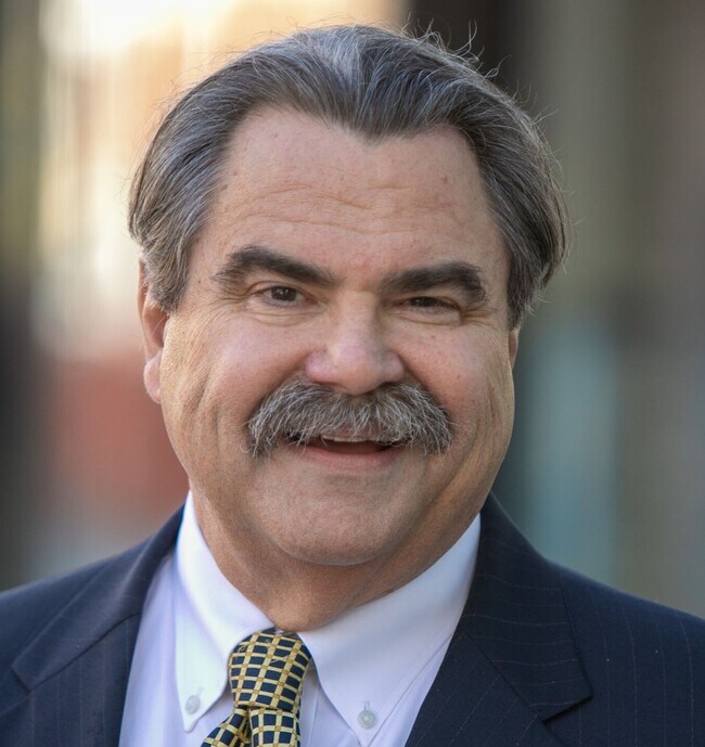Edward Downs