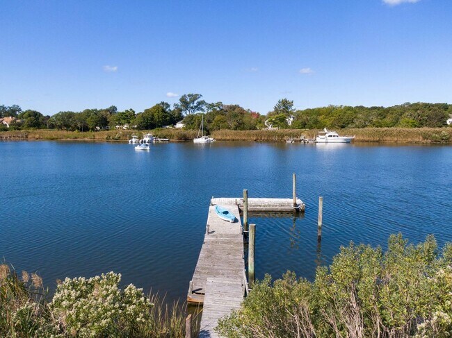 9 Private Rd, Remsenburg, NY 11960 - photo 2