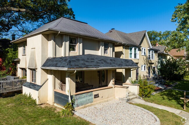 Williams-Woodland Park has a distinct sense of community.