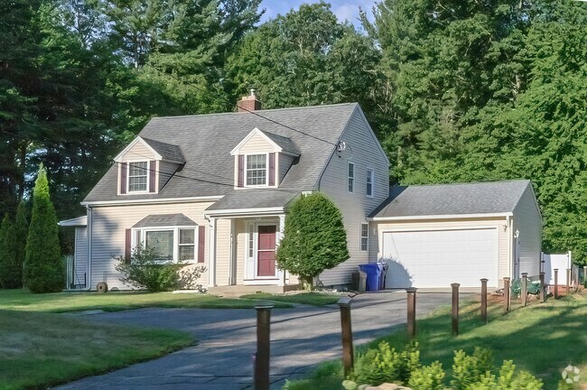 The average-sized home in Sixteen Acres is 1,327 square feet.