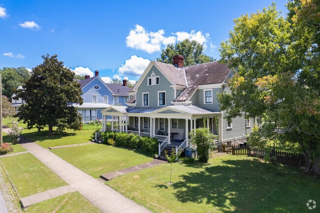 Chickamauga homes color the streets with historic, southern charm.