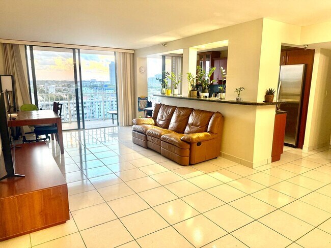 Winston Towers 700 unit 1208, Sunny Isles Beach, FL 33160 - photo 5