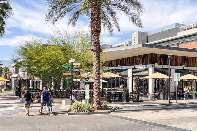 Downtown Palm Springs has all the stylish shopping and dining minutes from Deepwell Estates.