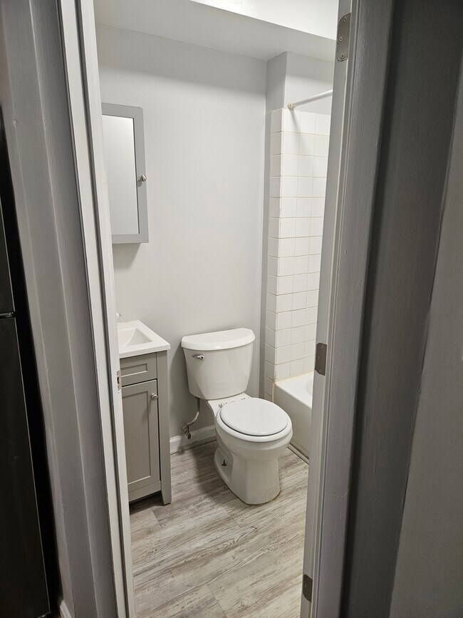 3039 30th St SE unit 2, Washington, DC 20020 - photo 7