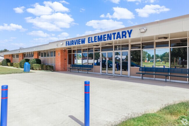 The teachers at Fairview Elementary encourage the students to do their best.