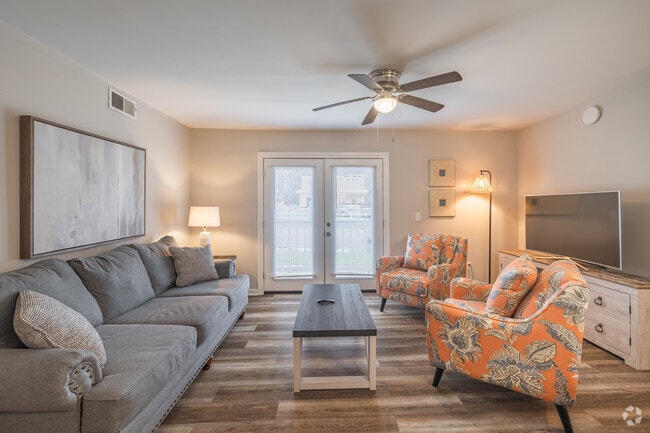 403 S Thomas Rd, Florence, SC 29501 - photo 6