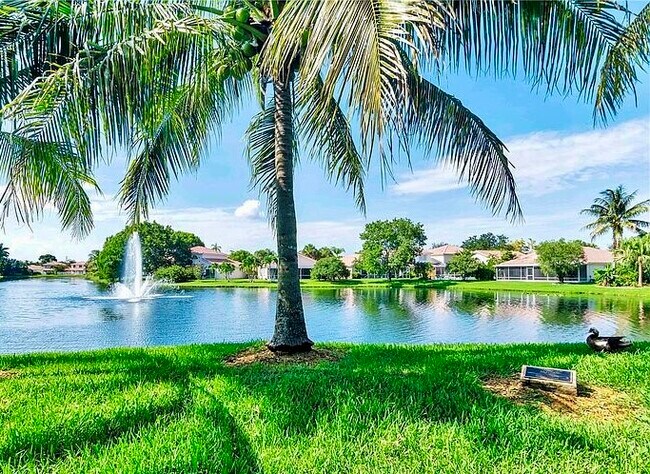 36 Gables Blvd, Weston, FL 33326 - photo 2