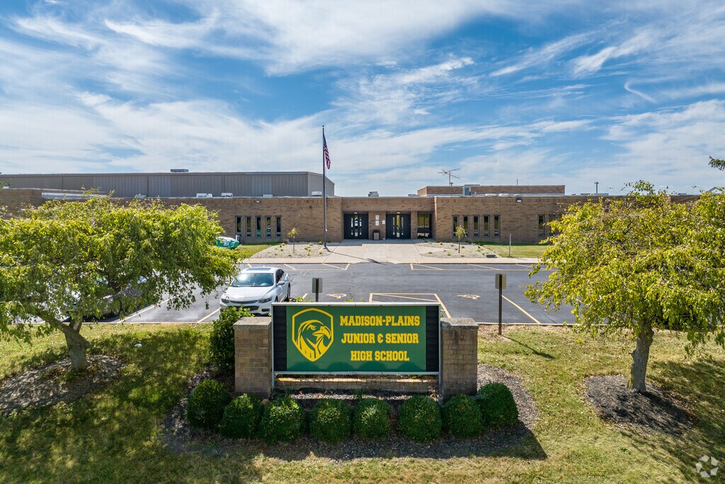 Madison-Plains Junior High School is located in London, Ohio.