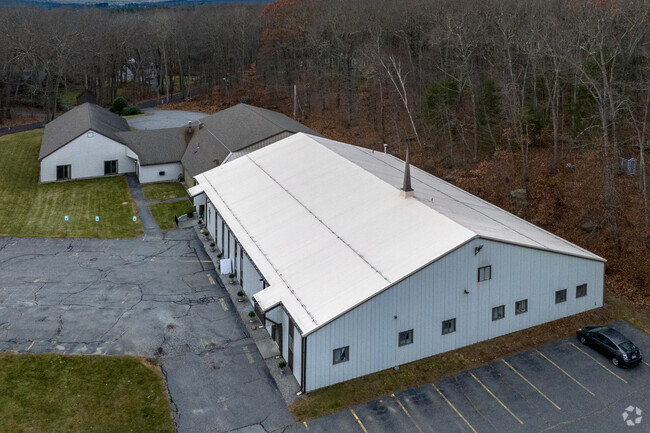 Oak Hill Church and School is located in Oxford.