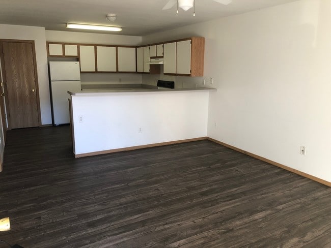 C&W Remington Park Apartments, Siloam Springs, AR 72761 - photo 2