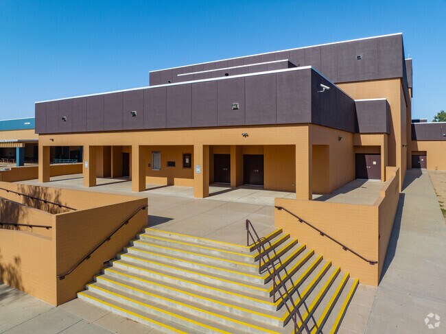 Apache Junction High School building.