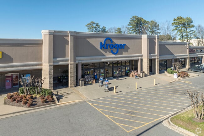Kroger brings fresh ingredients and groceries to the Benton area.