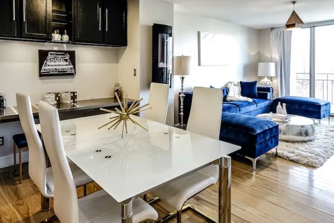 The Condos at 3000 Farnam unit Luxe Midtown Condo, Omaha, NE 68131 - photo 2