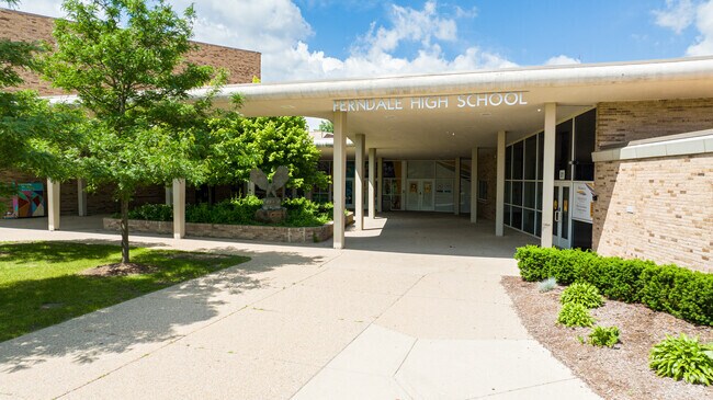 Ferndale High School proudly boasts a B rating on Niche.