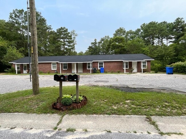 212 Preston Ave, Fayetteville, NC 28301 - photo 3