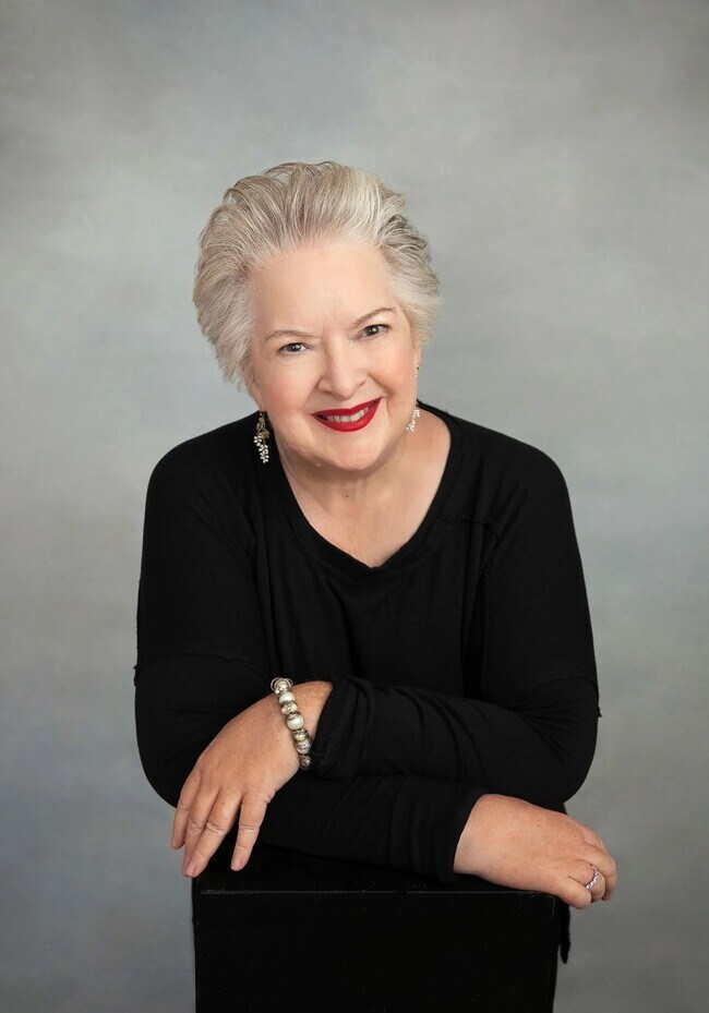 Beth Caster