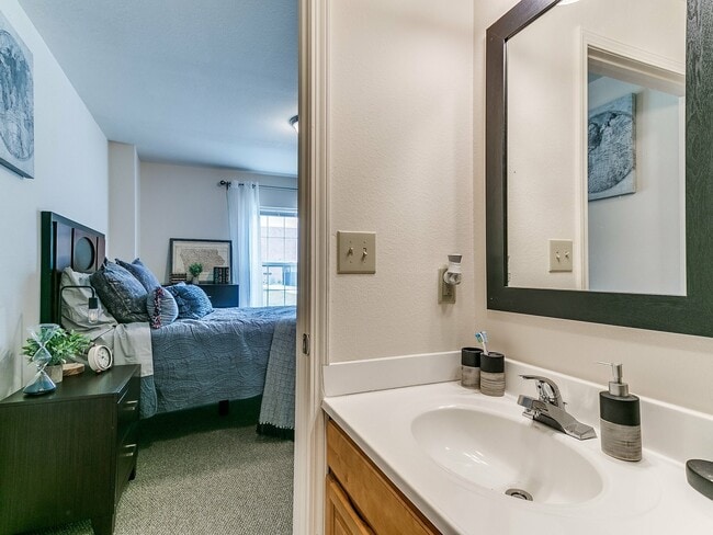 89-web-or-mls-1407 S Grand Ave-90 (1)