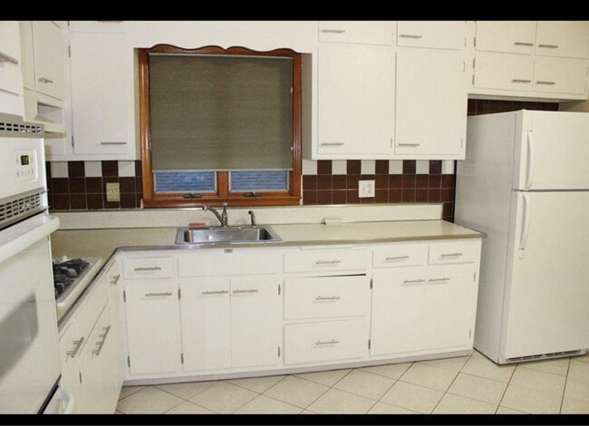 0 Crystal Ave unit 2, Staten Island, NY 10314 - photo 6