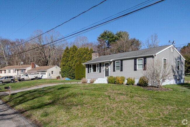 Beautiful Ranch-style homes located in Hebron, CT.