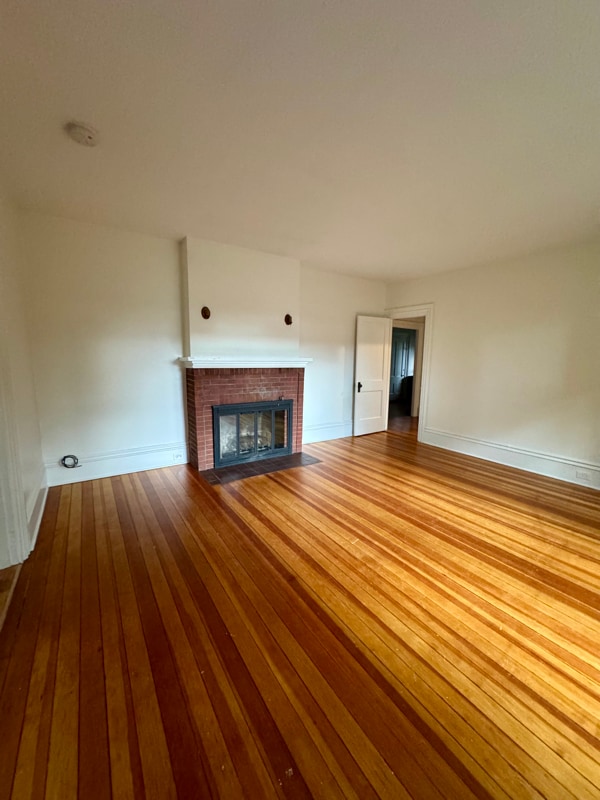 76 Elm St Unit 1, Milford, NH 03055