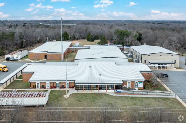 Churchland Elementary School, Rankings & Reviews - Homes.com