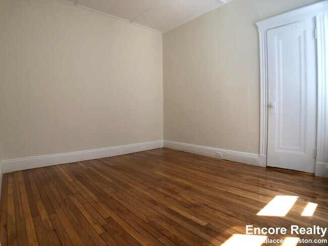 1185 Boylston St unit 9, Boston, MA 02215 - photo 3
