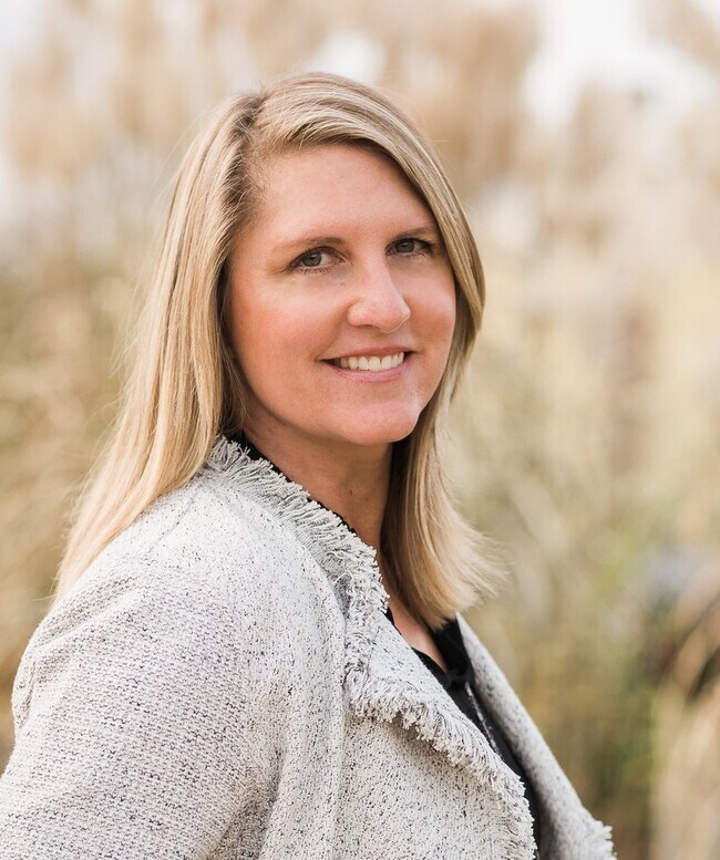 Jocelyn Lindgren-George