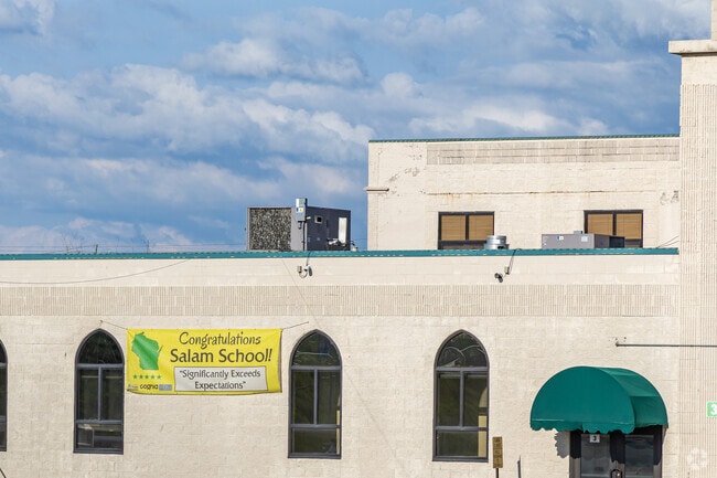 Salam School is a highly-rated high school in Milwaukee, WI.