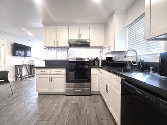 123 E Bennett Ave Unit A, Glendora, CA 91741