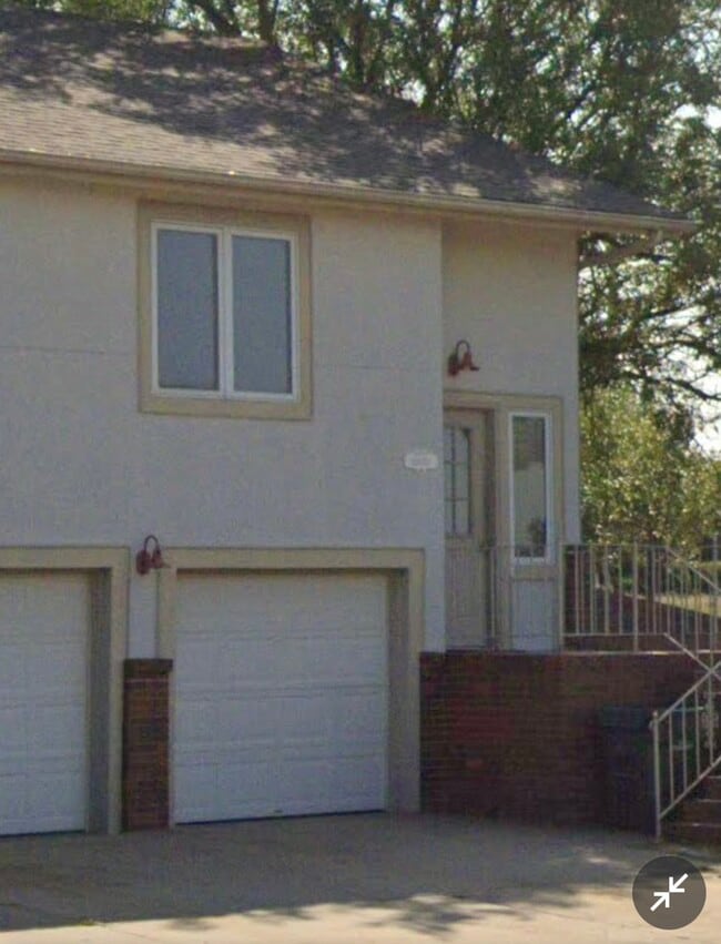 1800 Elbow Bend Unit B, Dodge City, KS 67801