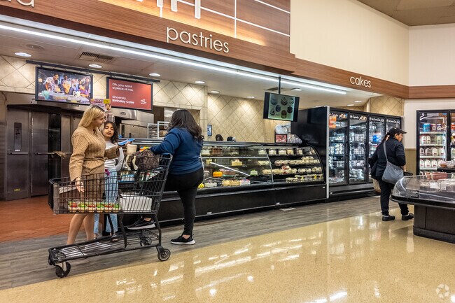 Vons offers fresh products and daily essentials for residents of West End.