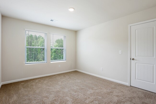 232 Orwell Dr, Social Circle, GA 30025 - photo 3