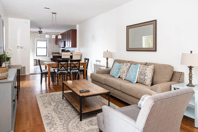 628 W Schubert Ave unit ID1360119P, Chicago, IL 60614 - photo 3