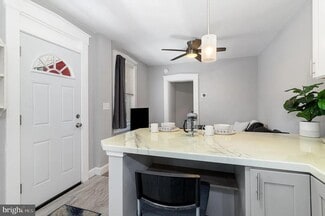 442 Poplar St Unit 2, Lancaster, PA 17603