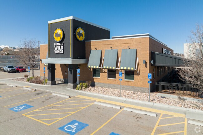 Buffalo Wild Wings is available in The North District.